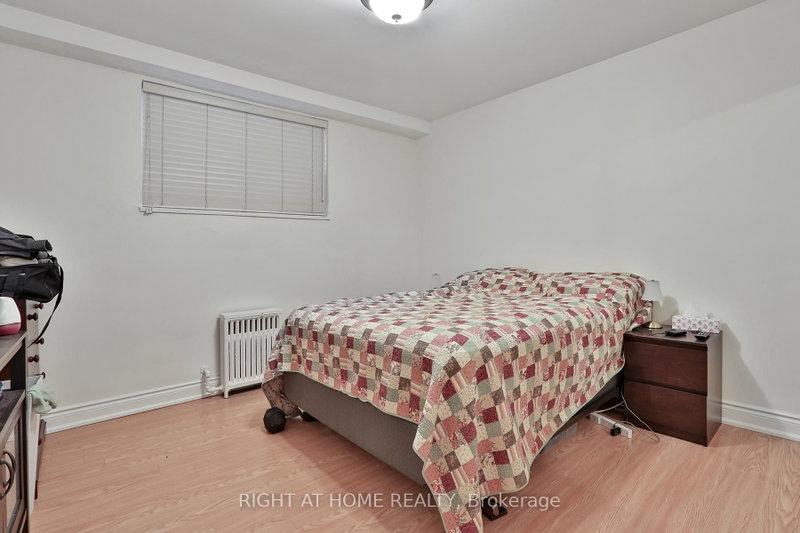 35 15 Toronto,ON M8V 3J3 — Photo 25