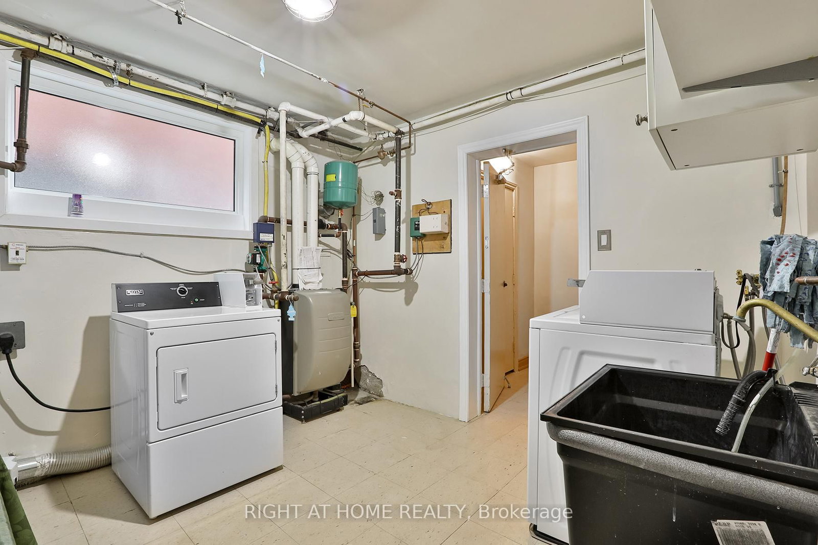 35 15 Toronto,ON M8V 3J3 — Photo 27