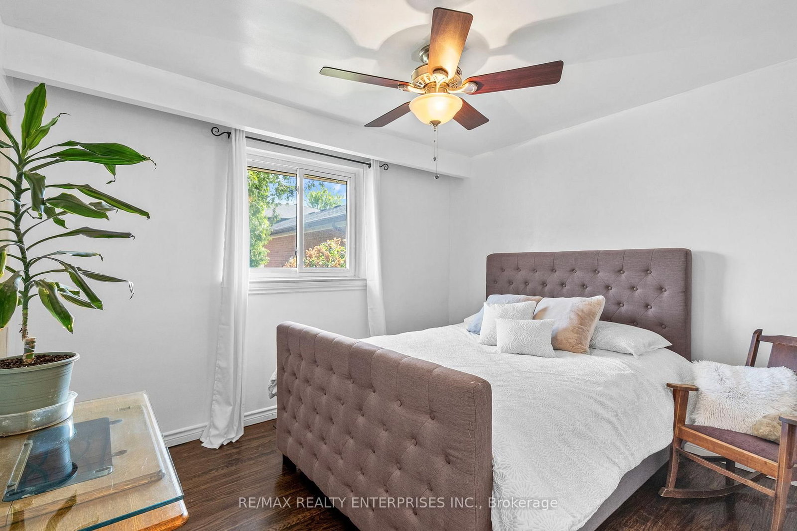1083 Melton Drive • Mississauga, ON photo 28