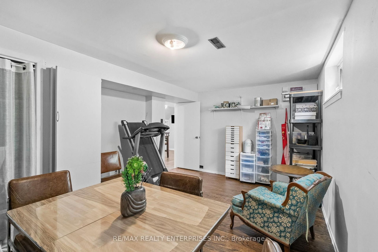 1083 Melton Drive • Mississauga, ON photo 40