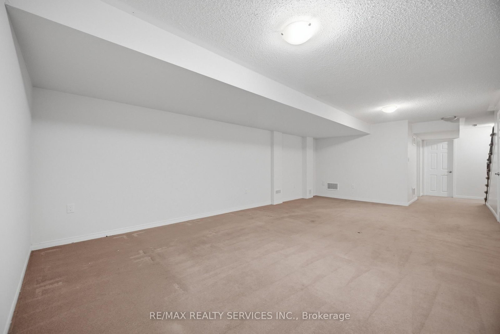 98 Teal Crest Circle • Brampton, ON photo 39