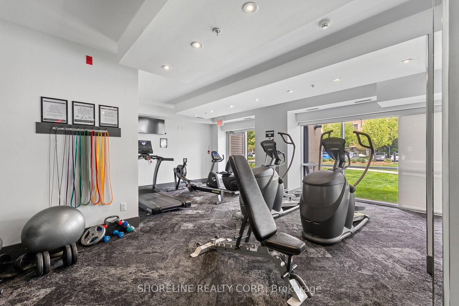 570 Lolita Mississauga,ON L5A 0A1 — Photo 24