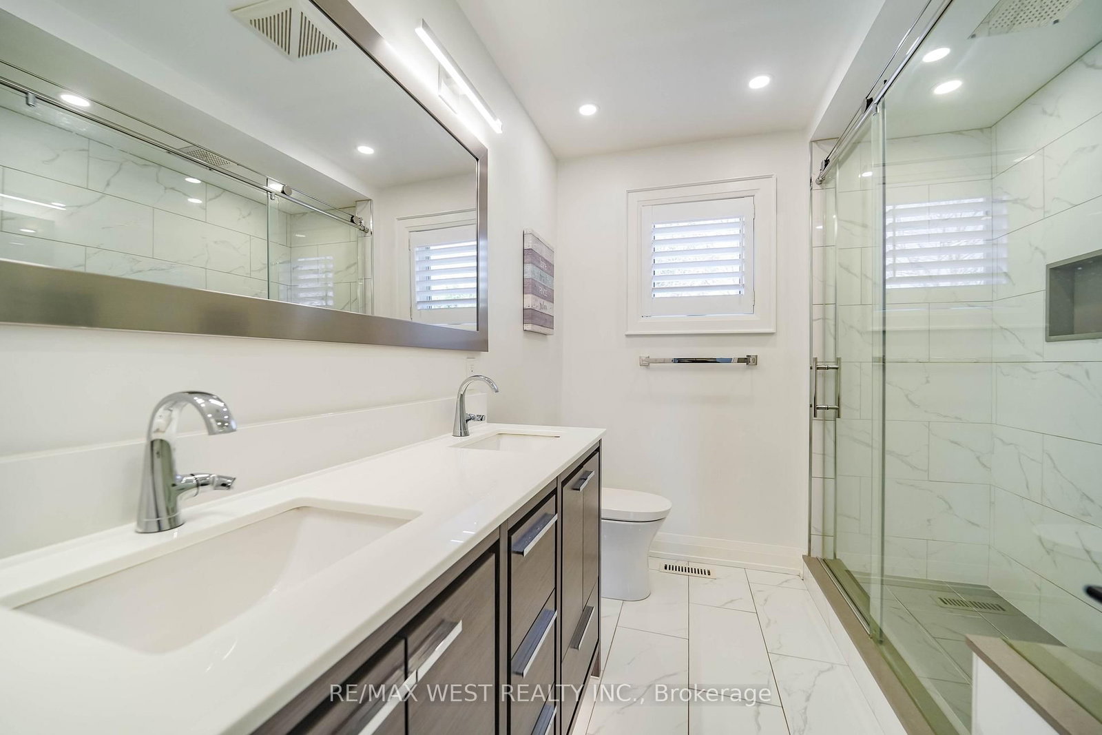108 Poplar Heights Drive • Toronto, ON photo 12