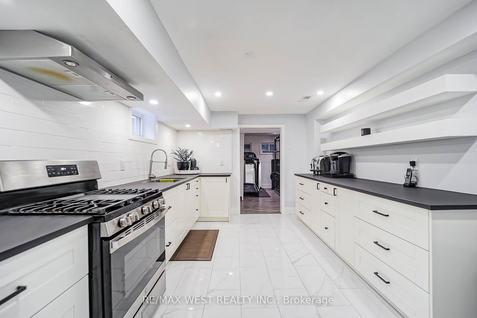 108 Poplar Heights Drive • Toronto, ON photo 19