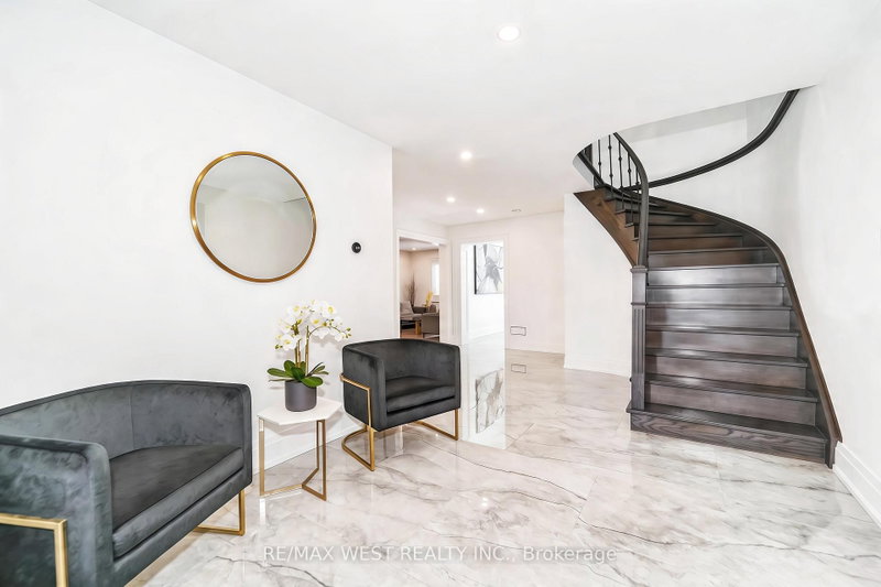108 Poplar Heights Drive