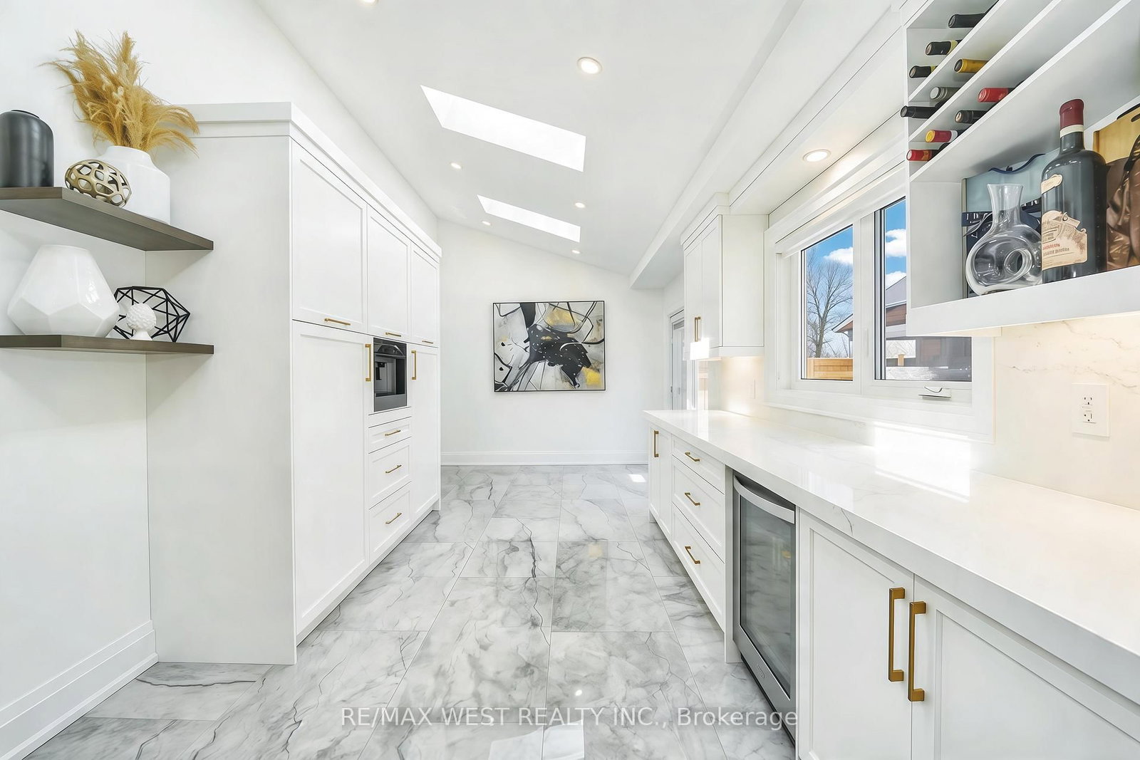108 Poplar Heights Drive • Toronto, ON photo 8