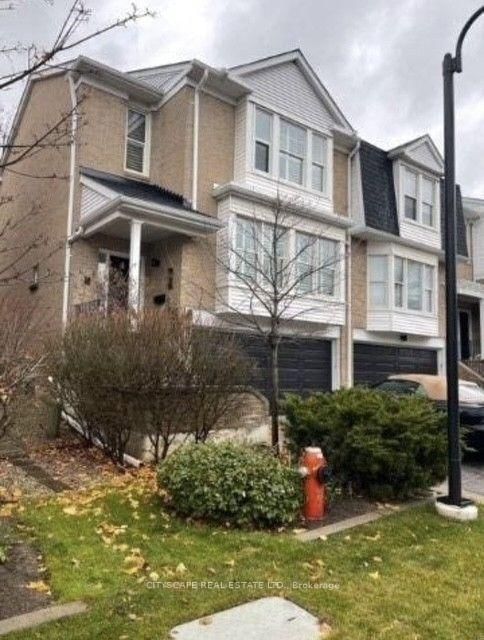 30 Tamarack Circle