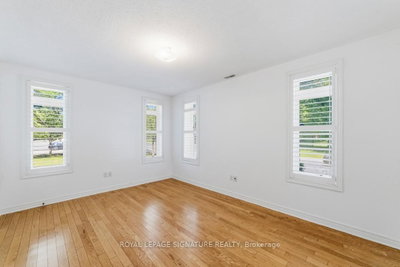 443 Centennial Forest Milton,ON L9T 6A1 — Photo 16