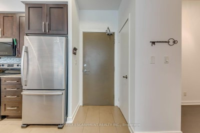4065 Brickstone Mews • #206 • Mississauga, ON photo 4