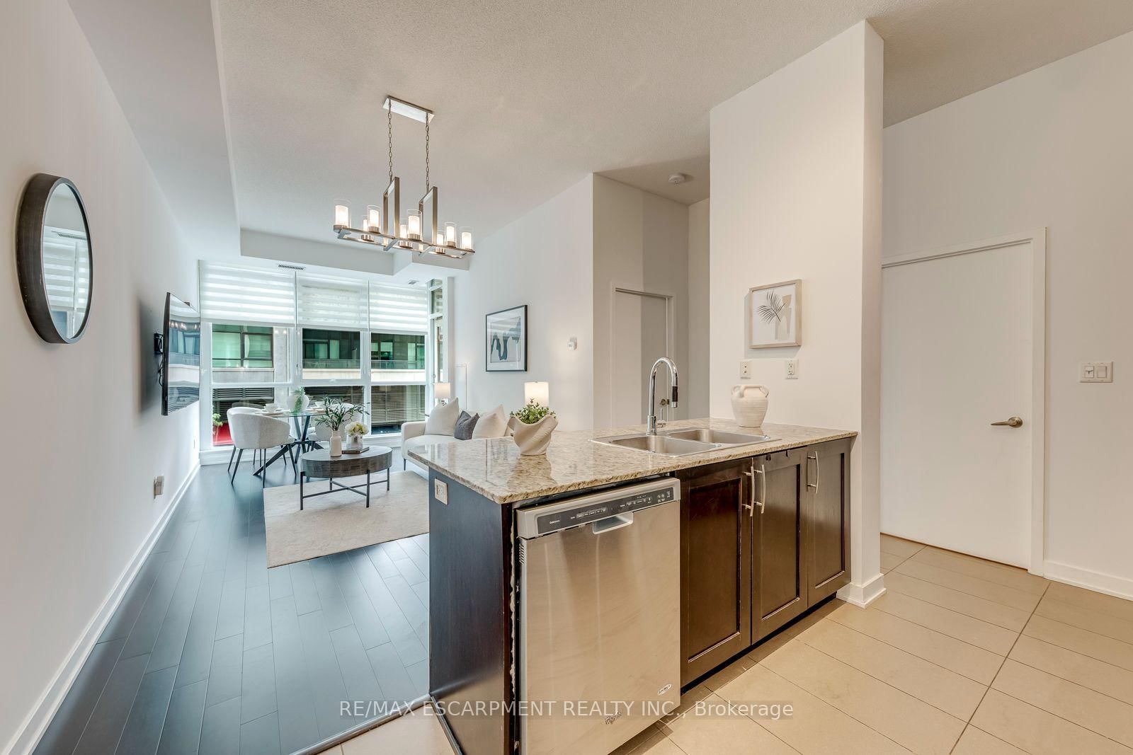 4065 Brickstone Mews • #206 • Mississauga, ON photo 5