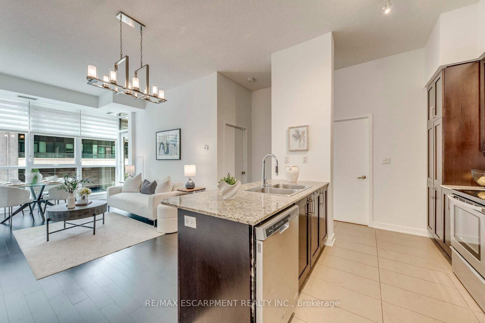 4065 Brickstone Mews • #206 • Mississauga, ON photo 6