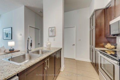 4065 Brickstone Mews • #206 • Mississauga, ON photo 8
