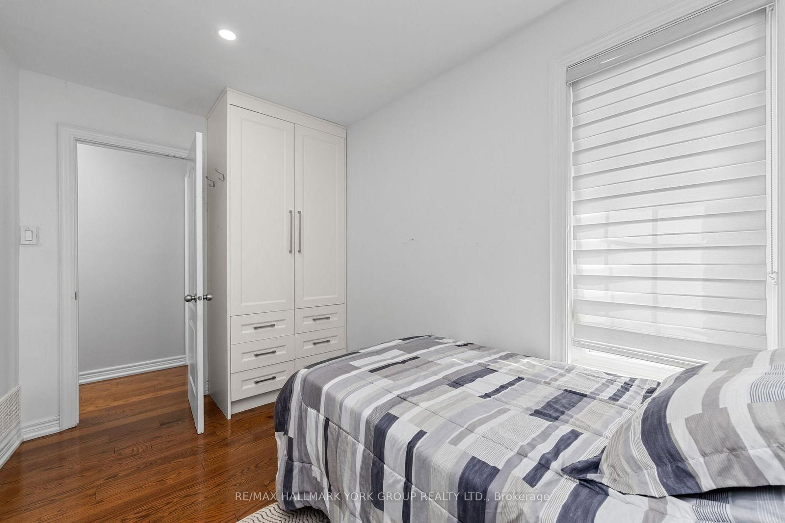 162 Bob Yuill Drive • Toronto, ON photo 16