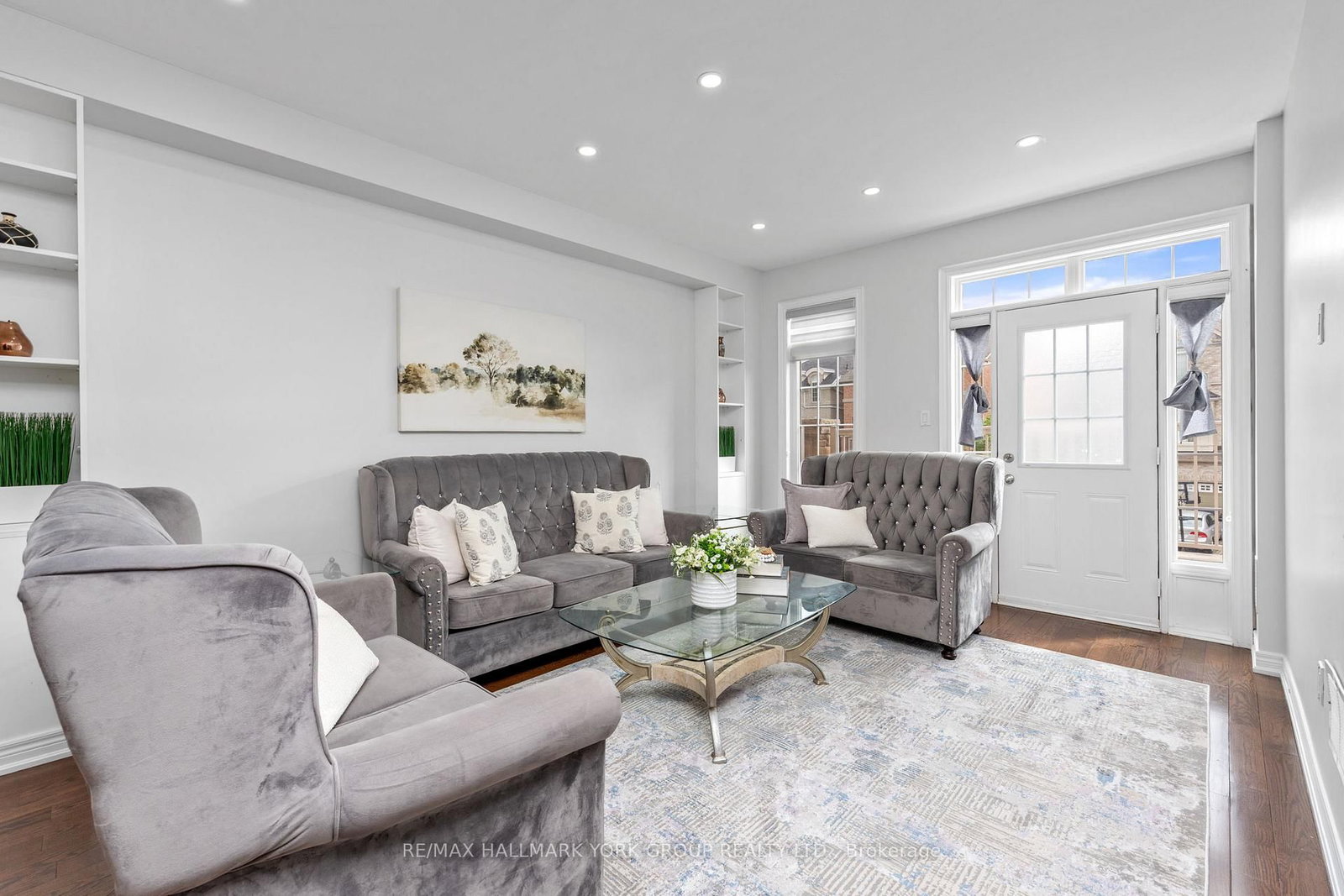 162 Bob Yuill Drive • Toronto, ON photo 3