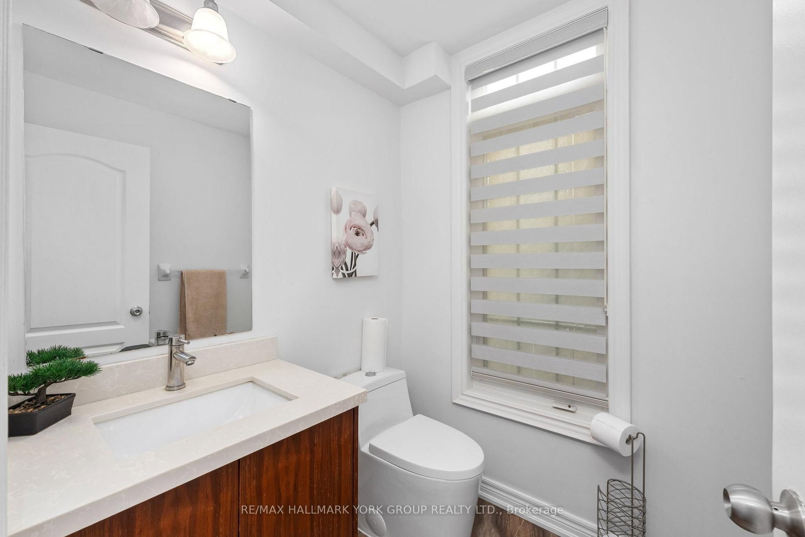 162 Bob Yuill Drive • Toronto, ON photo 8