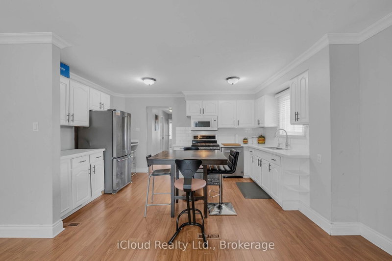 83 Fairglen Brampton,ON L6X 1K7 — Photo 14