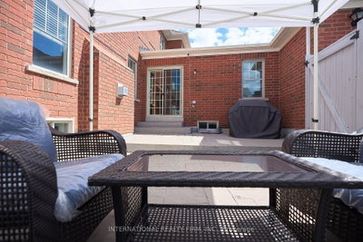212 Pringle Avenue • Milton, ON photo 5