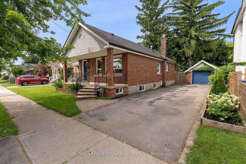 76 Foch Avenue