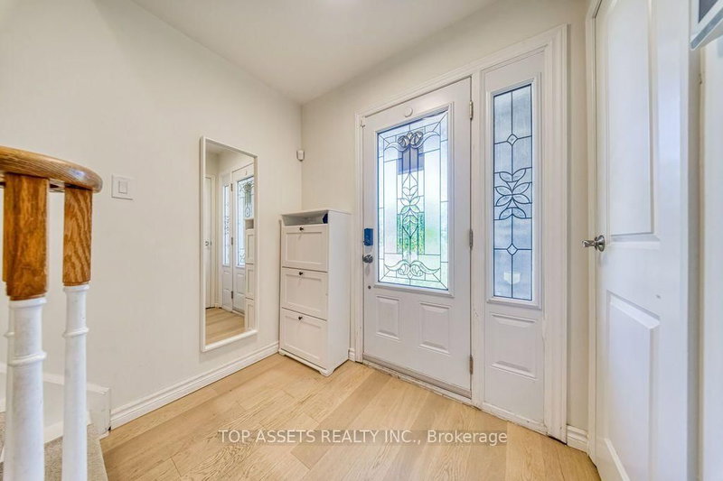 4088 Uxbridge Lane