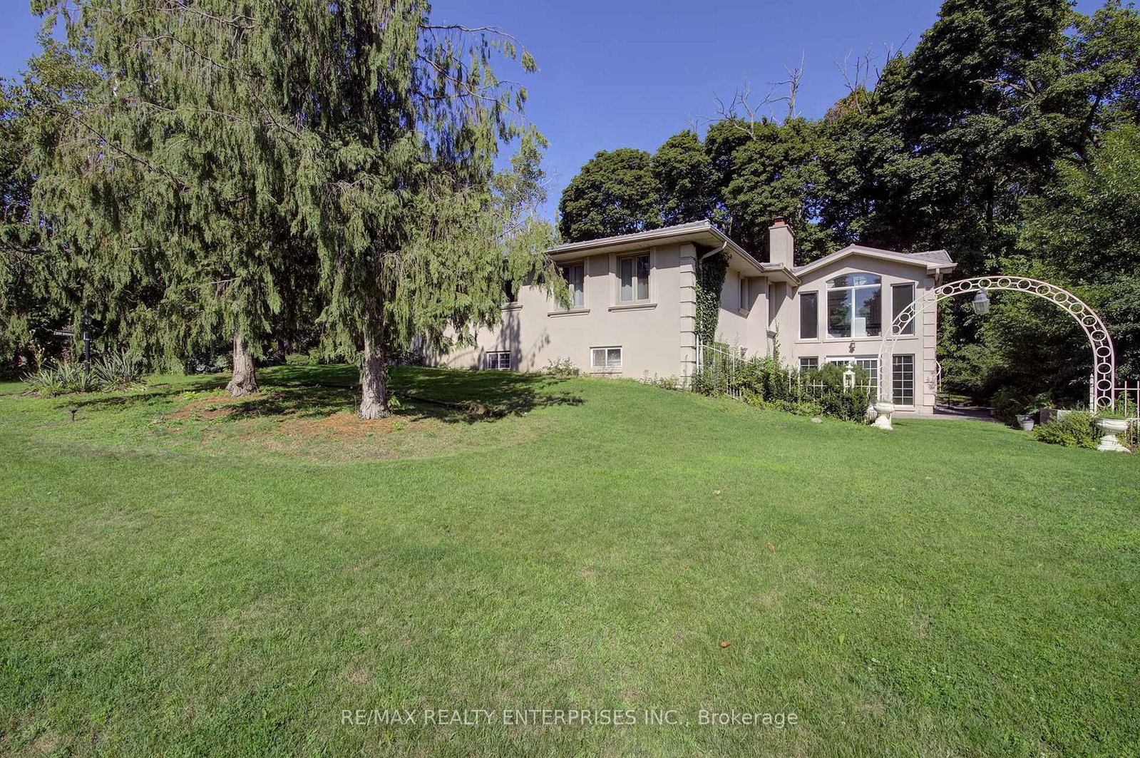 551 Cochise Crescent • Mississauga, ON photo 33