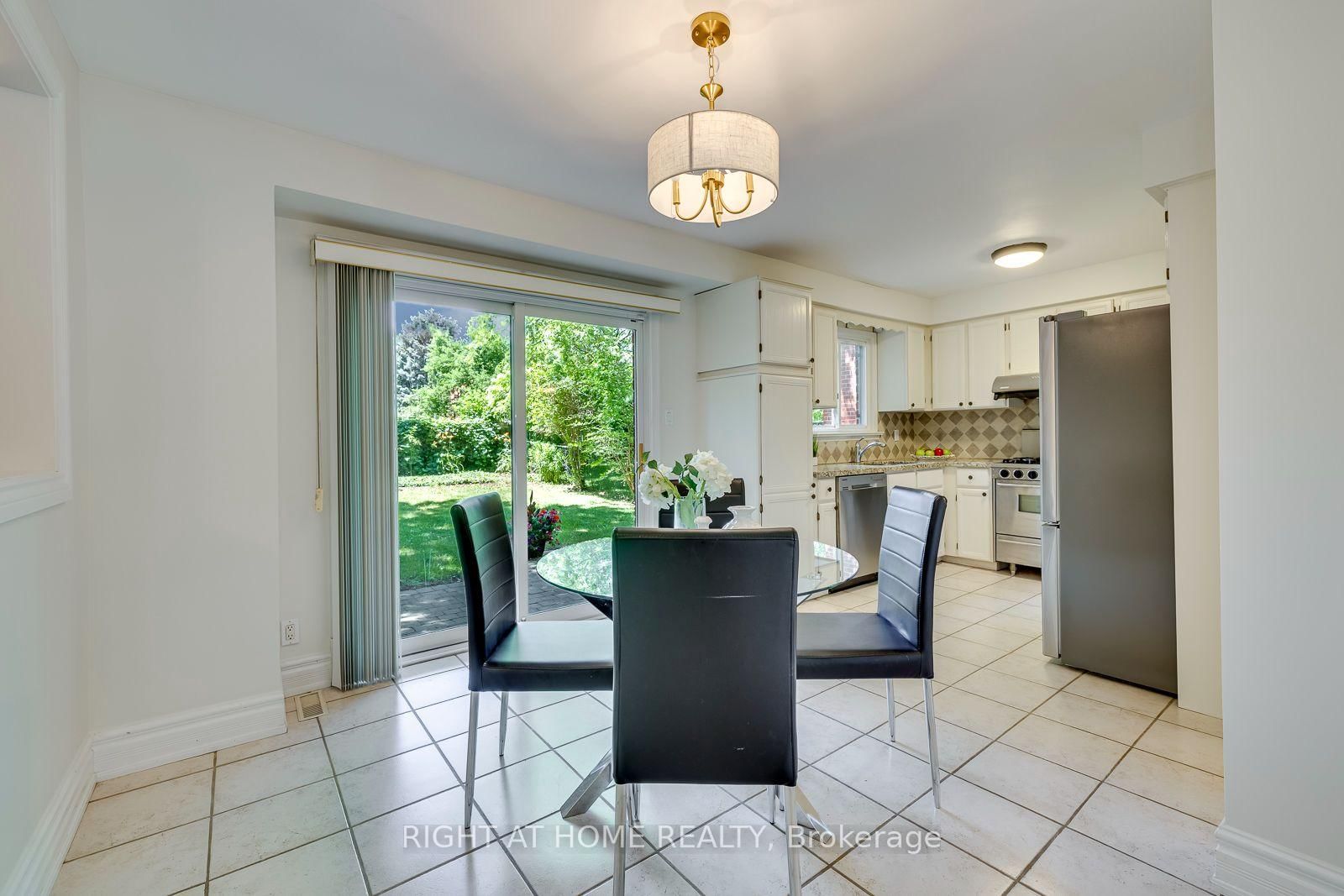 1025 Vanier Drive • Mississauga, ON photo 13