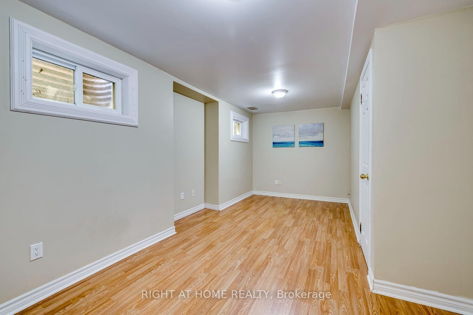 1025 Vanier Drive • Mississauga, ON photo 31