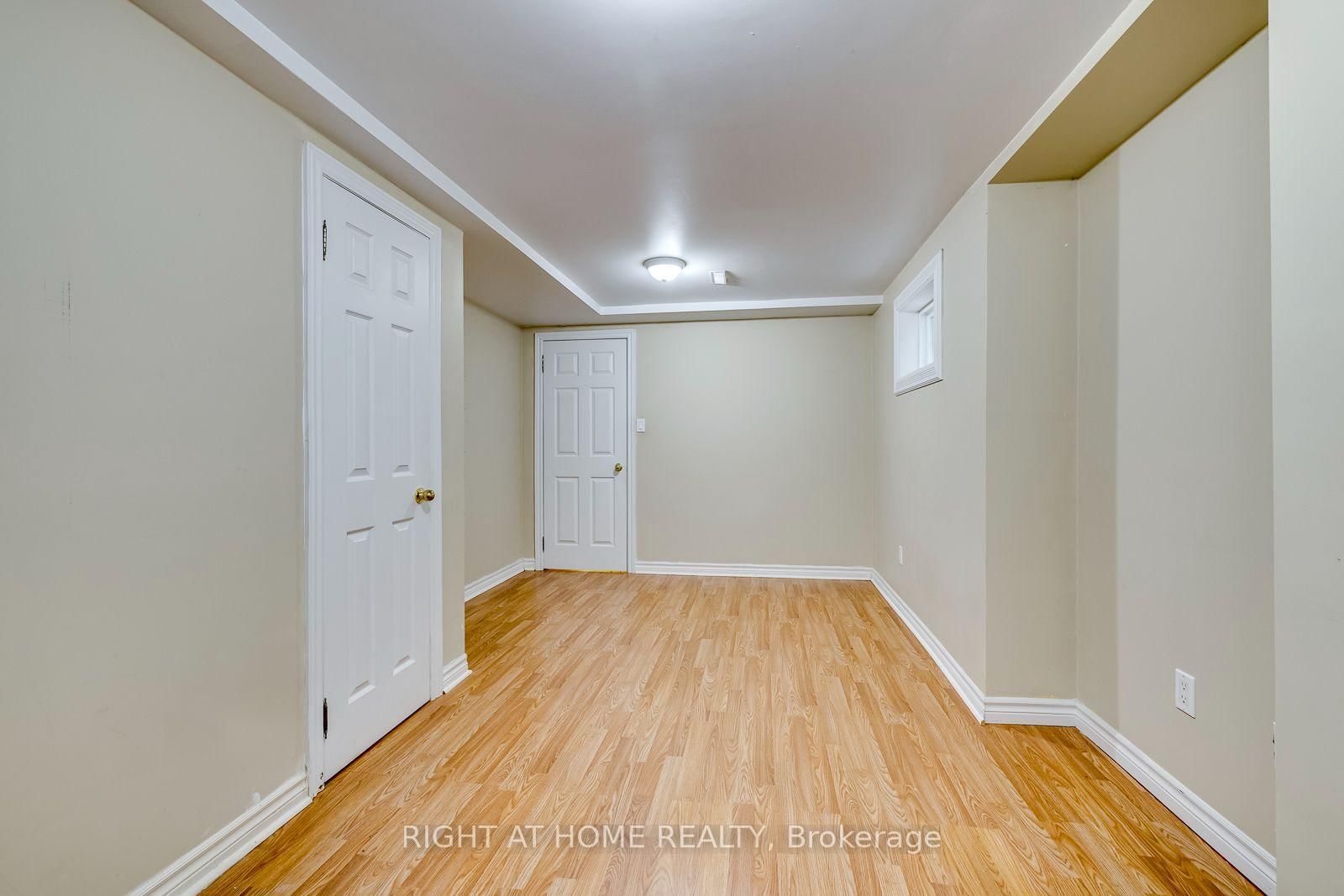 1025 Vanier Drive • Mississauga, ON photo 32
