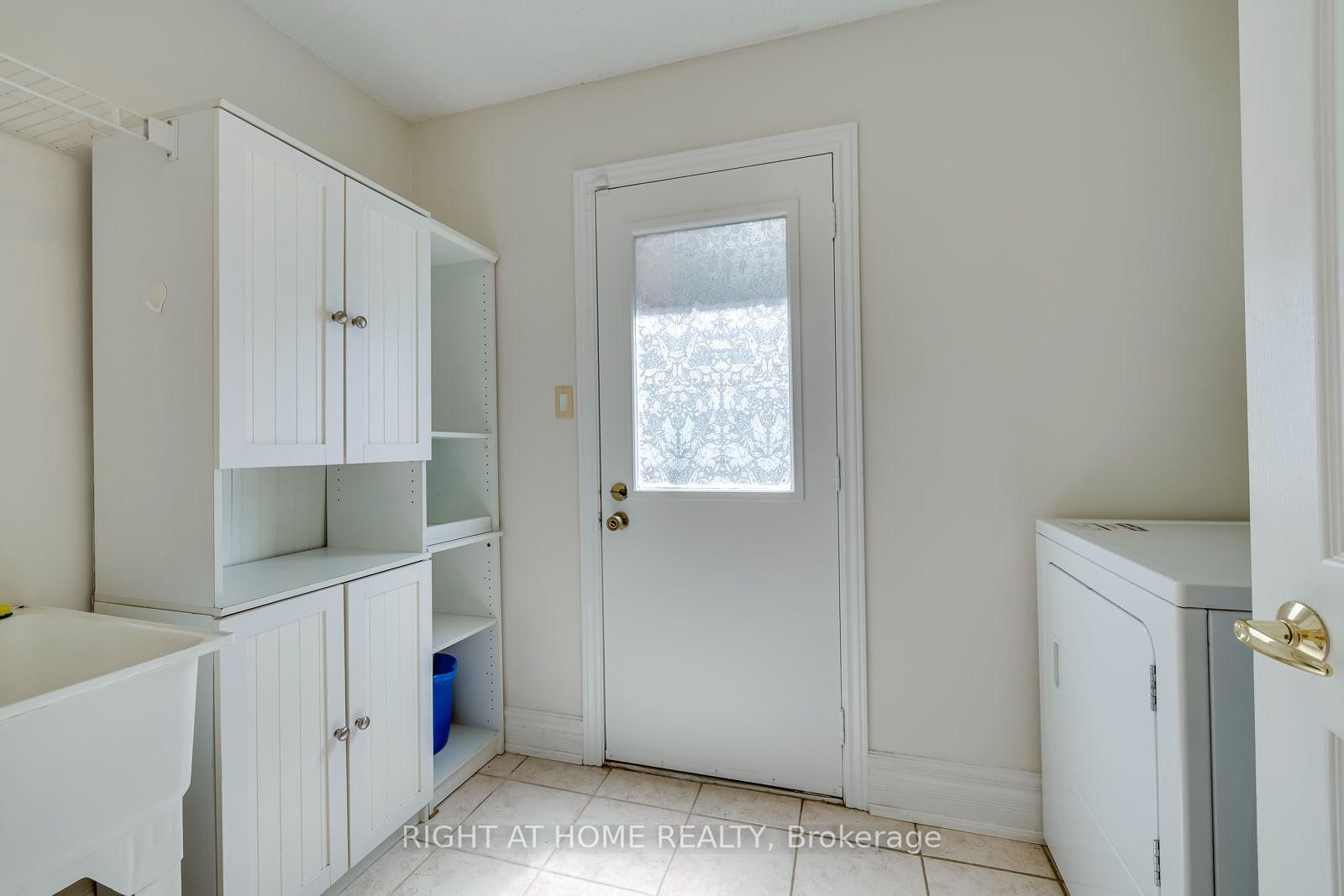1025 Vanier Drive • Mississauga, ON photo 35
