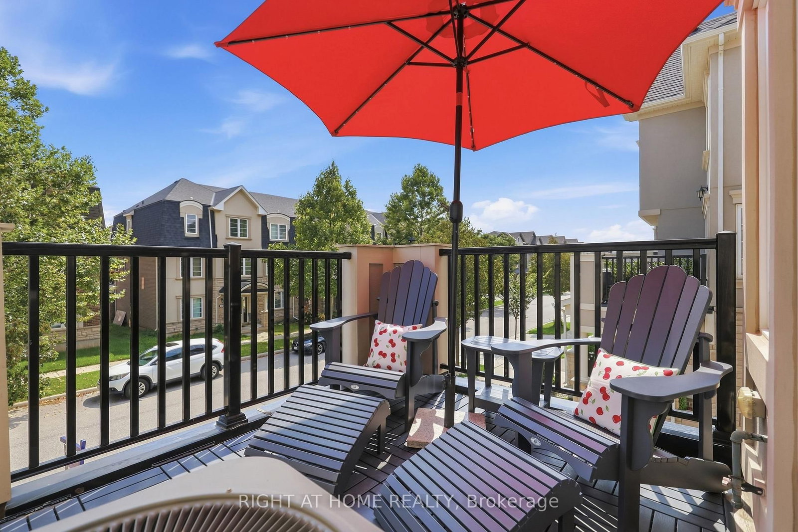 283 Ellen Davidson Drive • Oakville, ON photo 25
