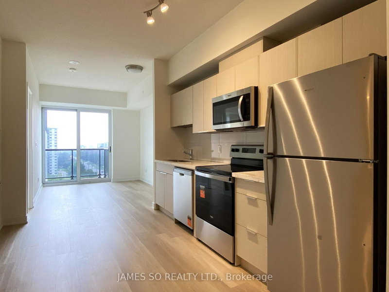 907 - 2825 Jane Street