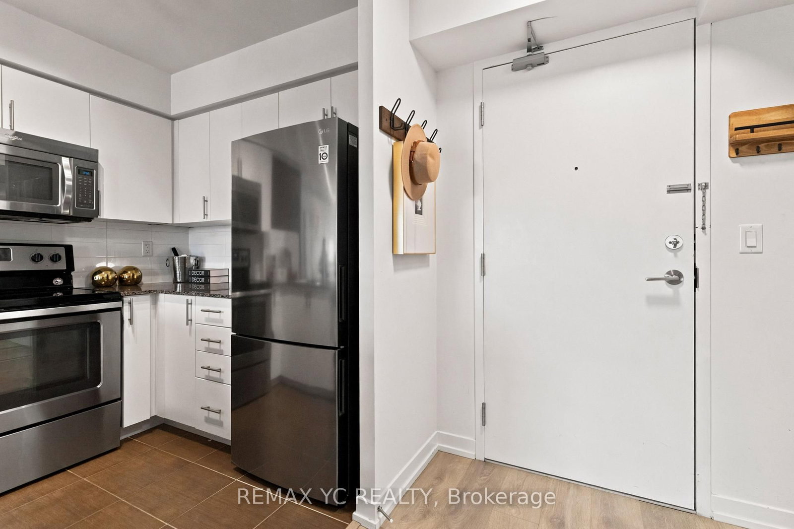 1410 Dupont Street • #2408 • Toronto, ON photo 18