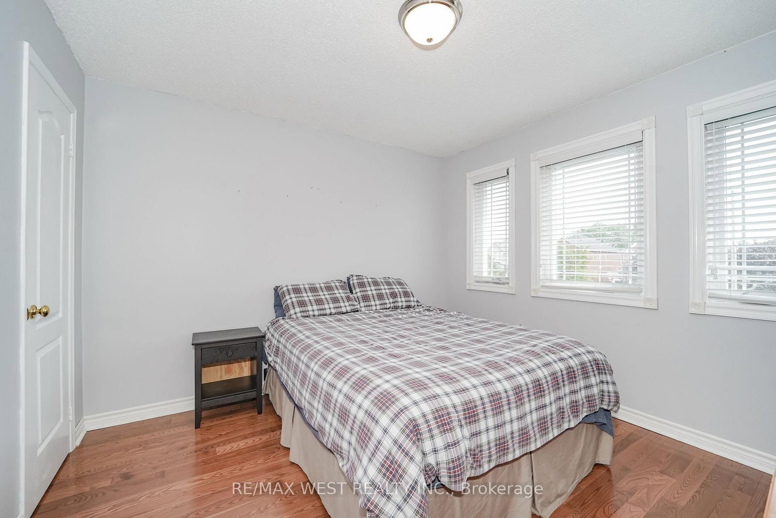 24 Royal Valley Drive • Caledon, ON photo 12