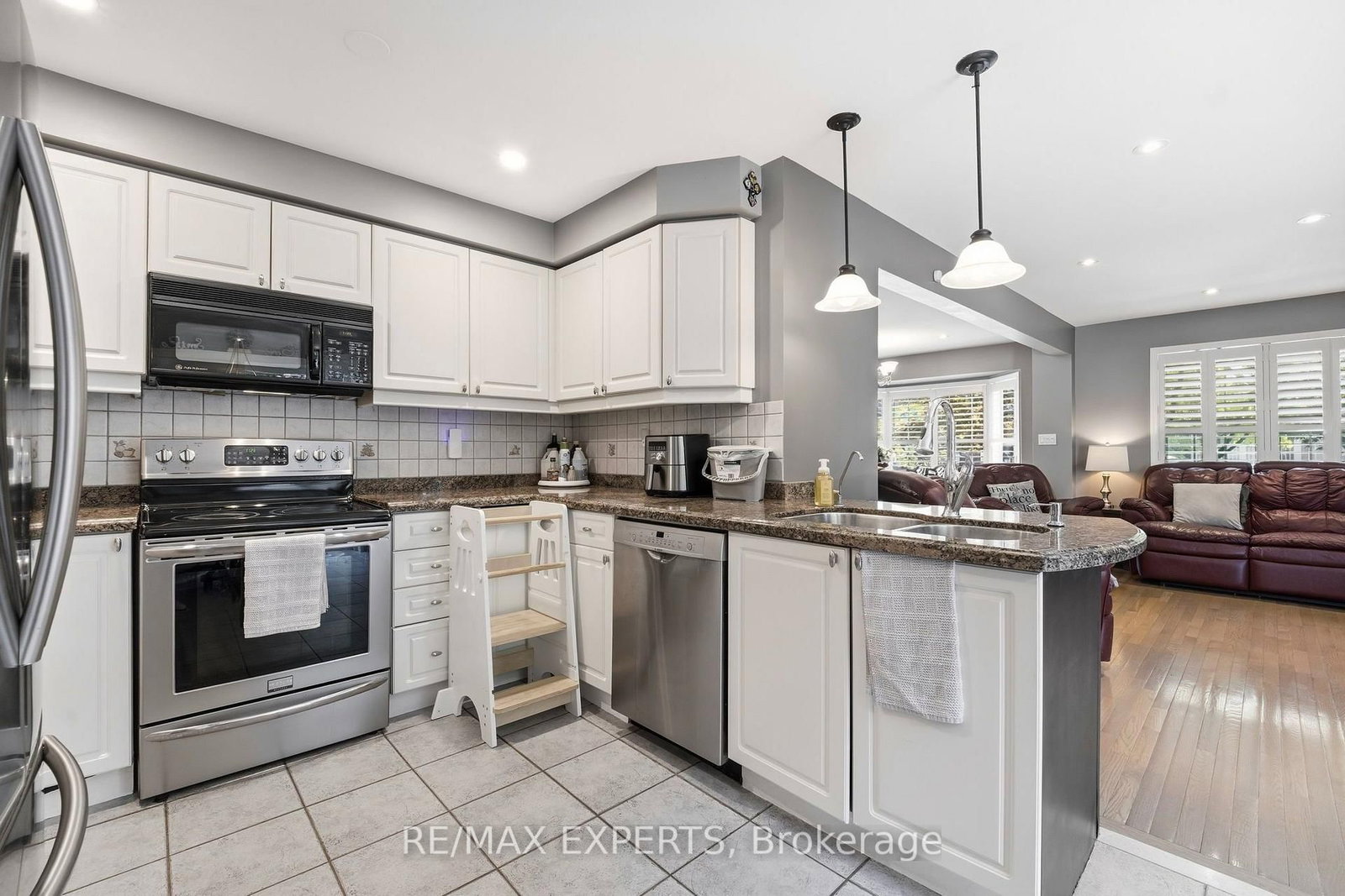 603 Caverhill Crescent • Milton, ON photo 21