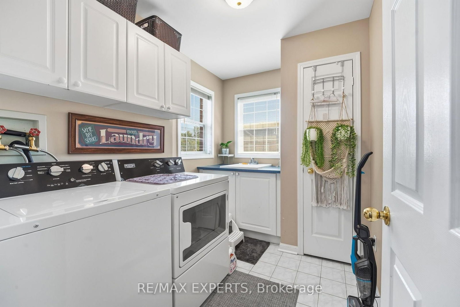603 Caverhill Crescent • Milton, ON photo 31