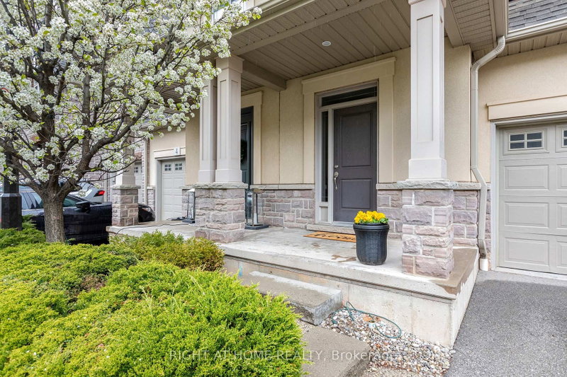 5 - 5056 New Street