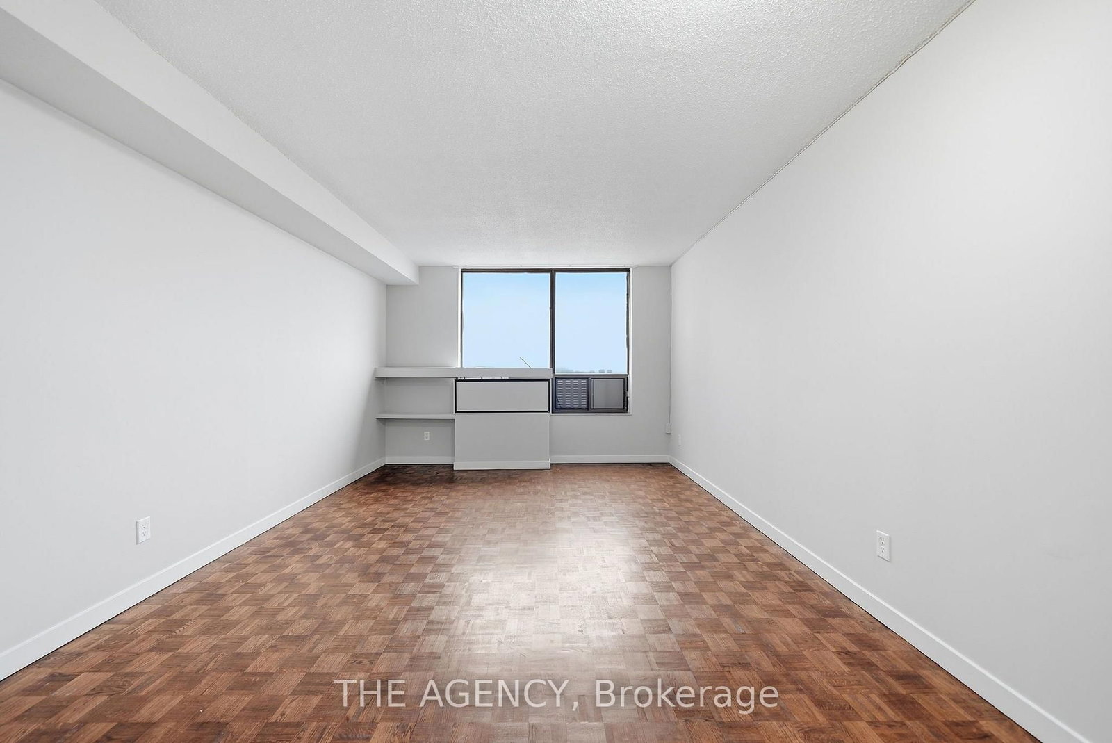 2004A - 2350 Dundas Street W, Toronto 5