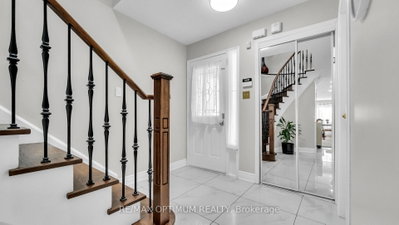 79 Gatesgill Street • Brampton, ON photo 3