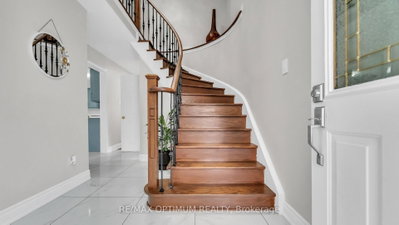 79 Gatesgill Street • Brampton, ON photo 4
