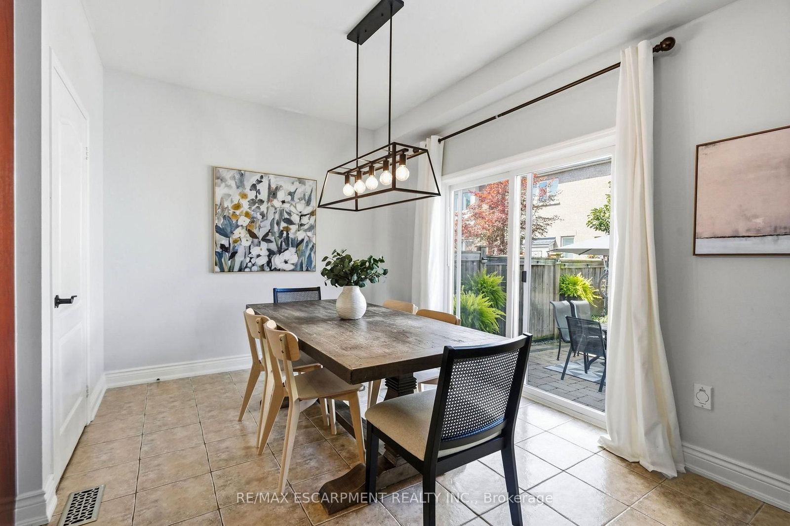 4691 Huffman Road • Burlington, ON photo 18