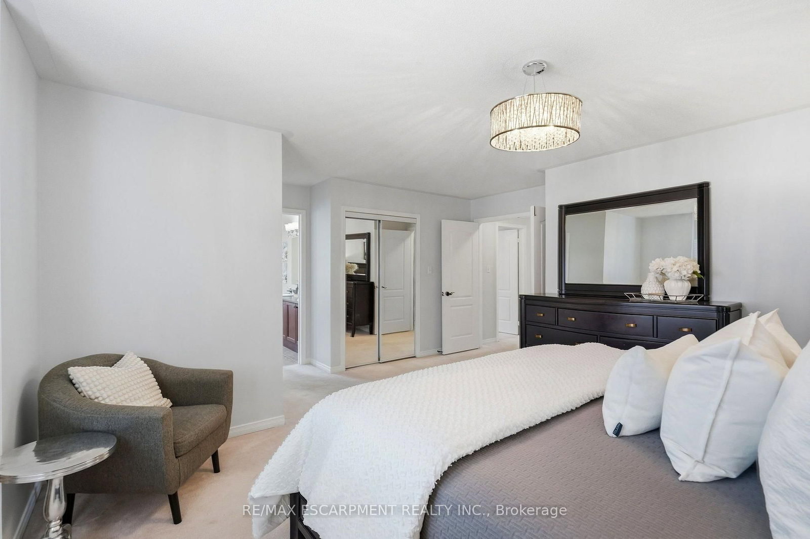 4691 Huffman Road • Burlington, ON photo 23