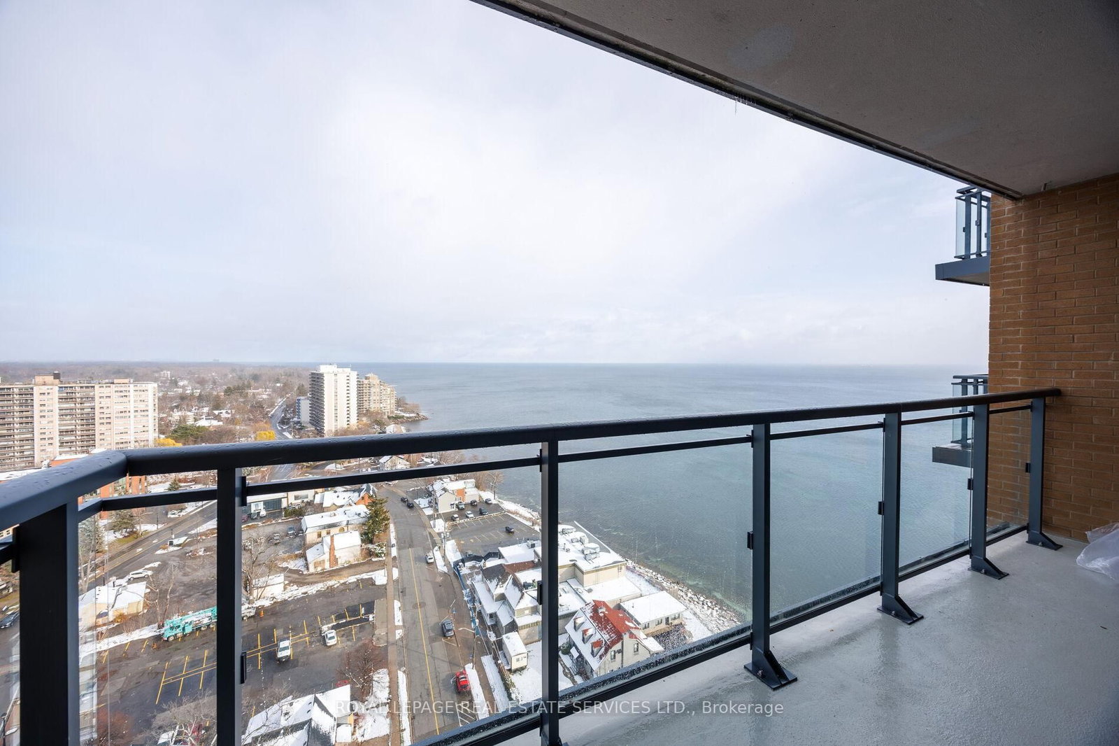 2060 Lakeshore Road • #1802 • Burlington, ON photo 18