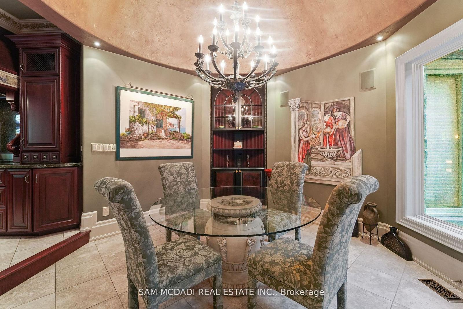 10140 Pineview Trail • Milton, ON photo 12