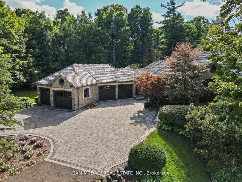 10140 Pineview Trail