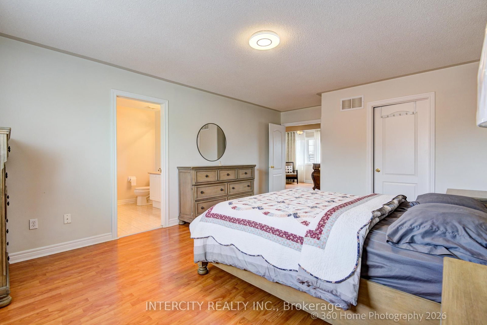 27 Modesto Crescent • Brampton, ON photo 14