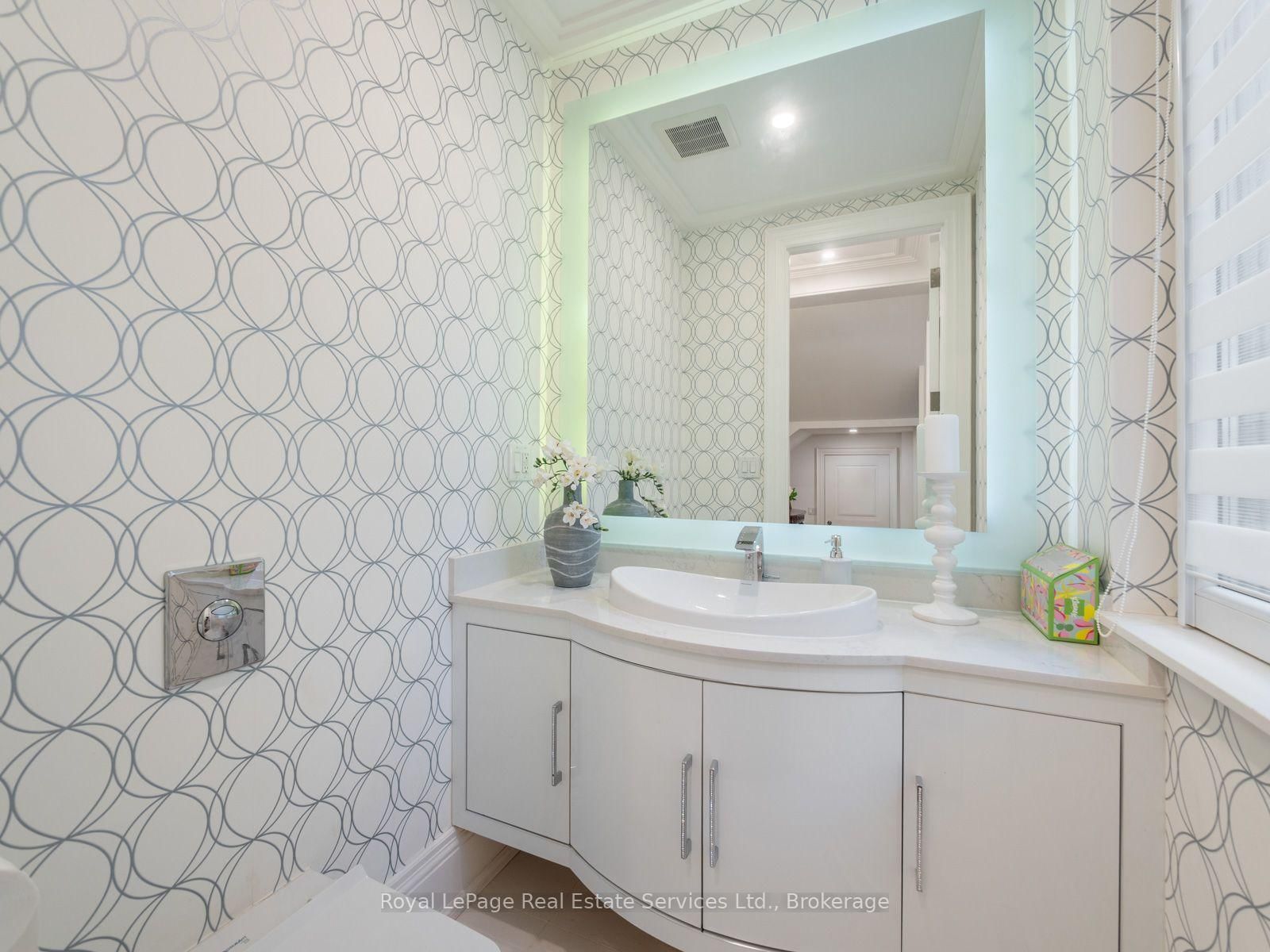 36 Anderson Street • Oakville, ON photo 17