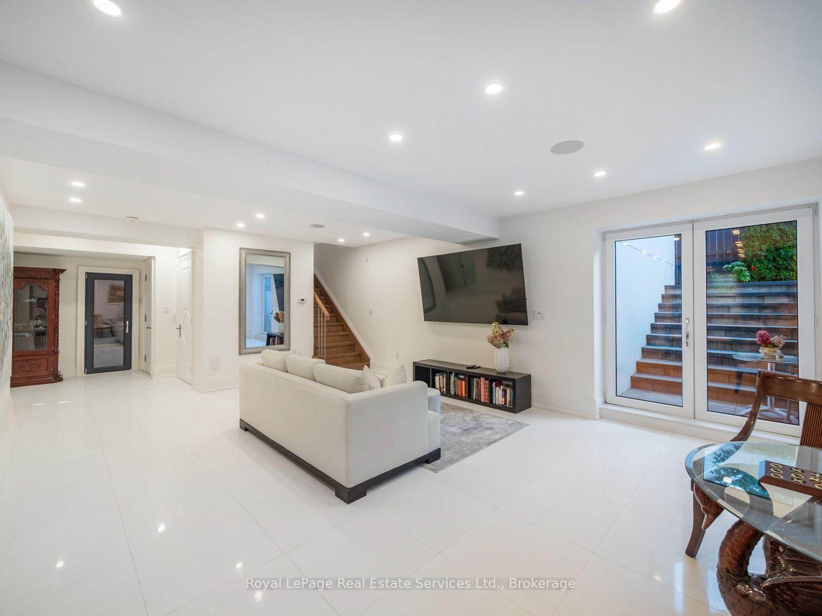 36 Anderson Street • Oakville, ON photo 35