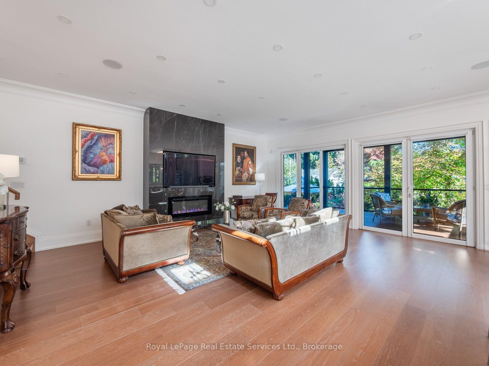 36 Anderson Street • Oakville, ON photo 5