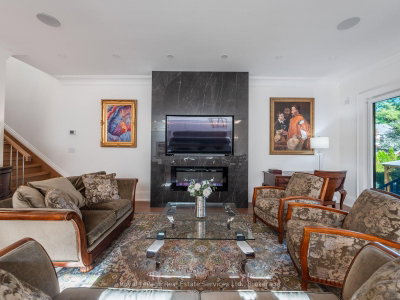 36 Anderson Street • Oakville, ON photo 6