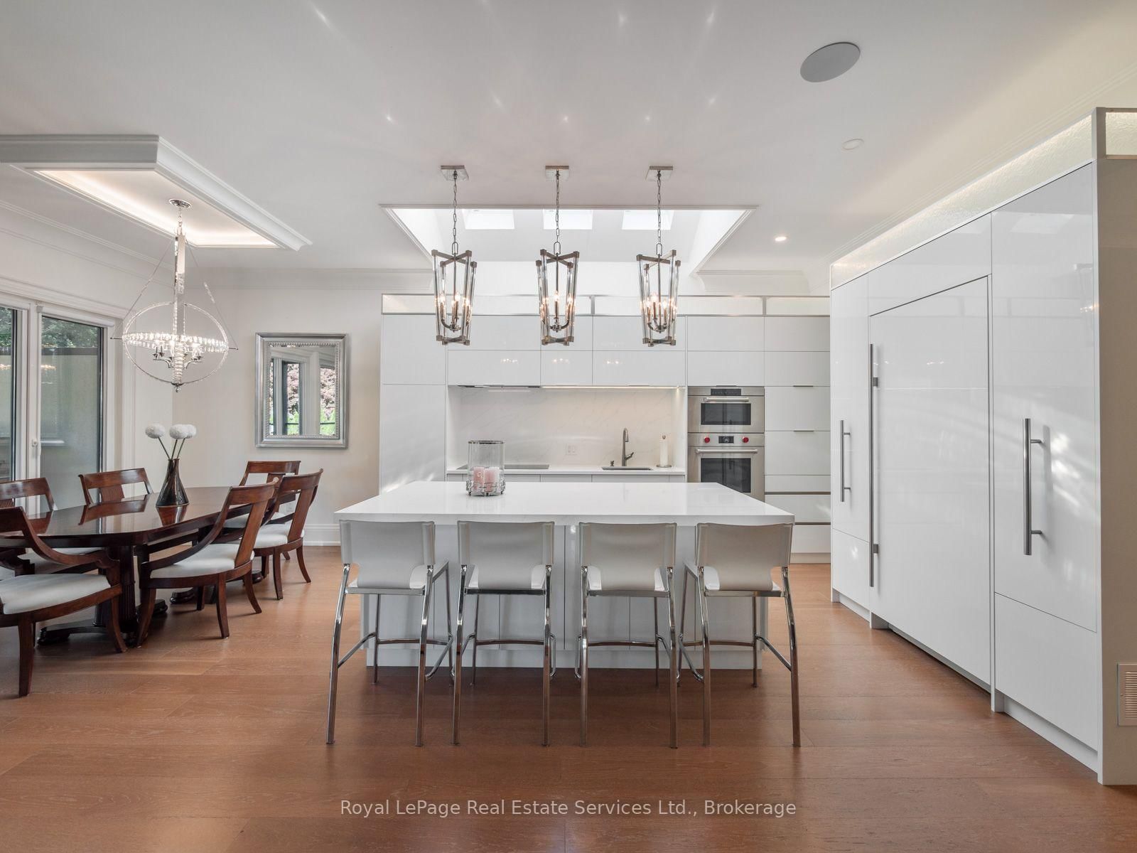 36 Anderson Street • Oakville, ON photo 8