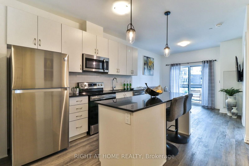 202 - 102 Grovewood Common